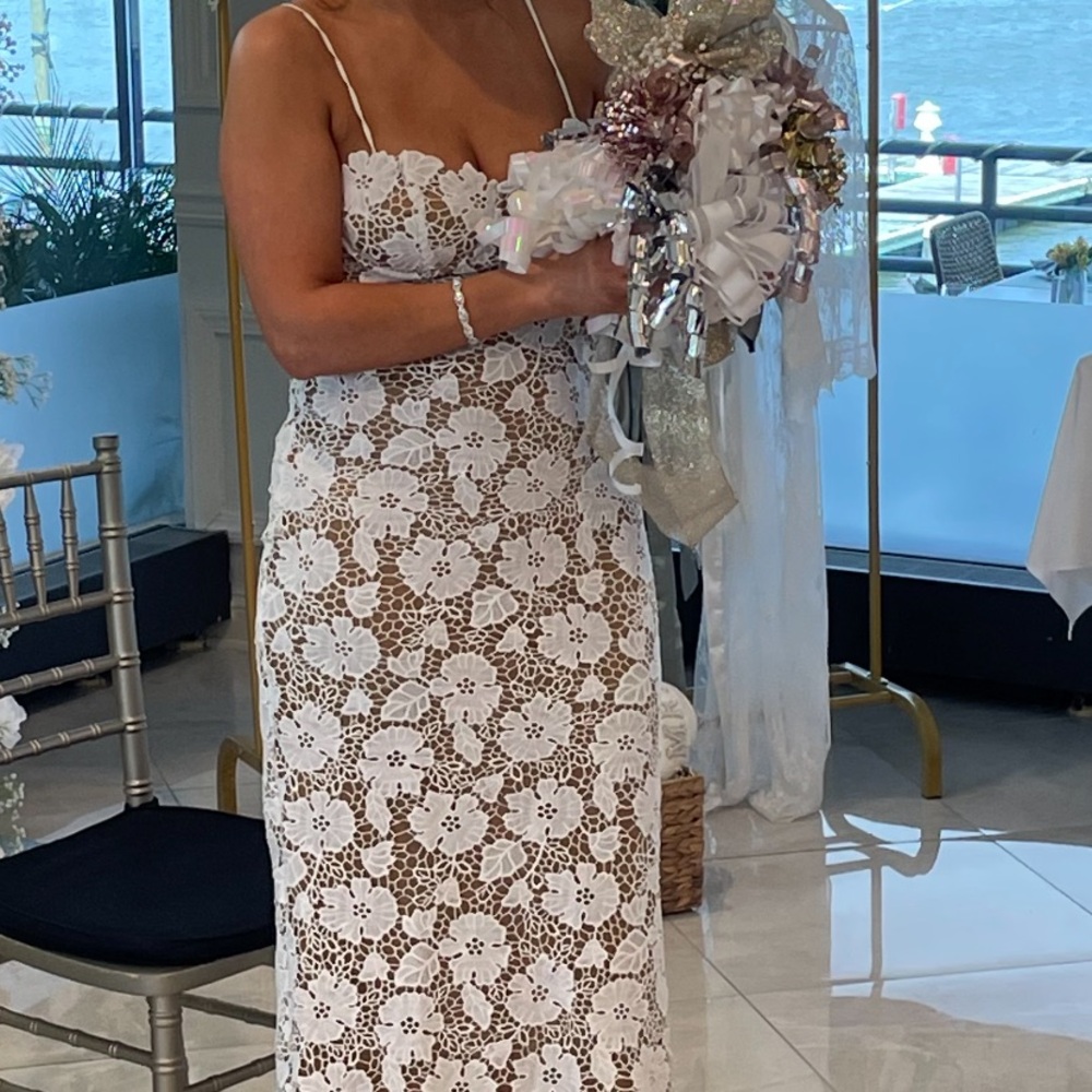 Hello Molly White Floral Lace Gown